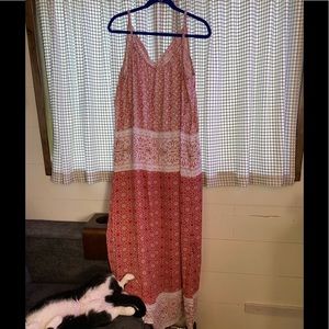 Women’s floor length dress size XL